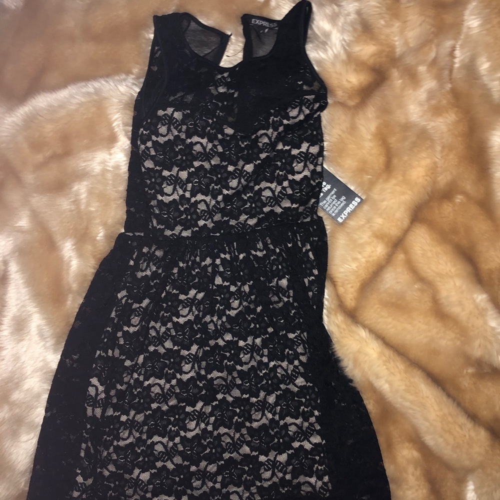Lace Express dress